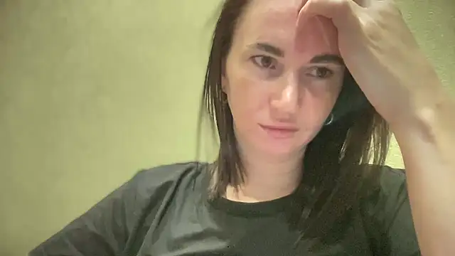 EvilDemon94 online show from February 16, 2025, 8:11 pm