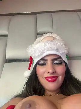 Snapshot of Maddy_Rouse_ chatting on December 25, 2024, 5:48 am Maddy Rouse online show from December 25, 2024, 5:48 am