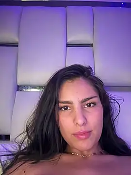 Snapshot of Maddy_Rouse_ chatting on January 6, 2025, 4:47 am Maddy Rouse online show from January 6, 2025, 4:47 am