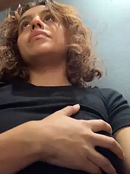 Katee Jones online show from December 8, 2024, 9:52 pm