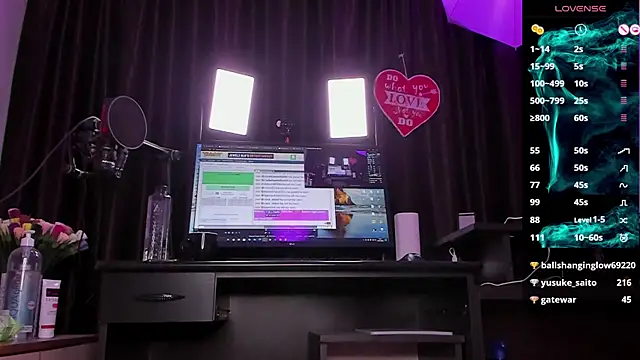 Snapshot of Raissa_sky26 chatting on January 13, 2025, 8:47 am Raissa sky26 online show from January 13, 2025, 8:47 am