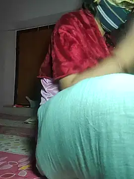 IndianRima online show from November 17, 2025, 3:23 am