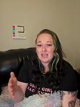 Snapshot of Bunny_Cummings chatting on September 23, 2025, 9:40 pm Bunny Cummings online show from September 23, 2025, 9:40 pm