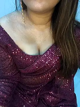 aRiNaAh online show from January 21, 2025, 4:05 pm