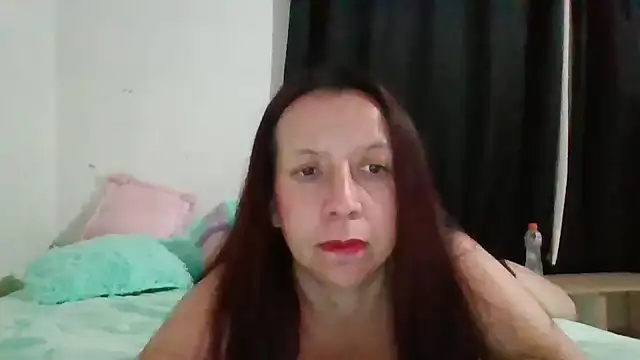 Snapshot of milfevha chatting on January 17, 2025, 1:15 am milfevha online show from January 17, 2025, 1:15 am
