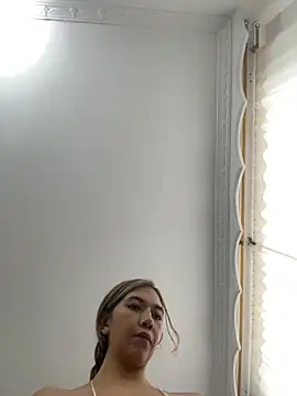 Iris lee online show from December 27, 2024, 9:22 pm