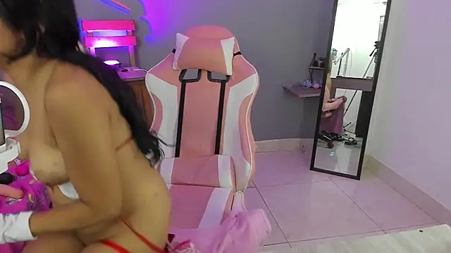 nicol jone1 online show from January 31, 2025, 10:42 am