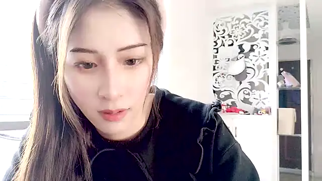 Snapshot of LaLaLiang chatting on January 6, 2025, 8:46 am LaLaLiang online show from January 6, 2025, 8:46 am