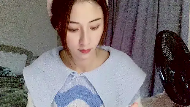 Snapshot of LaLaLiang chatting on January 16, 2025, 9:48 am LaLaLiang online show from January 16, 2025, 9:48 am