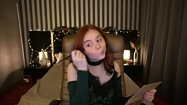 Snapshot of Sasha_Exclusive chatting on December 30, 2024, 8:36 pm Sasha Exclusive online show from December 30, 2024, 8:36 pm