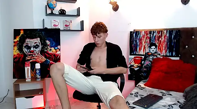 Snapshot of flowers18 chatting on February 15, 2025, 12:37 am flowers18 online show from February 15, 2025, 12:37 am