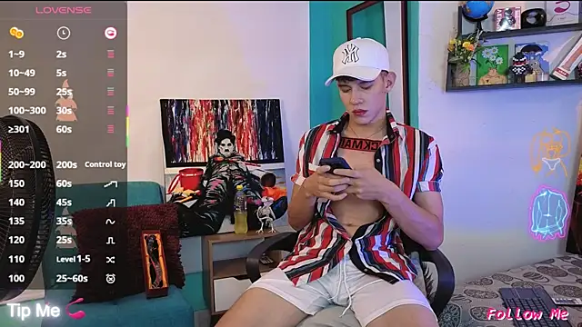 flowers18 online show from January 5, 2026, 10:57 pm