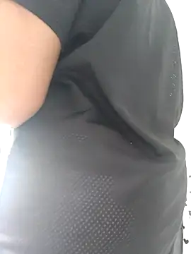 Drippincaty online show from November 17, 2025, 8:53 am