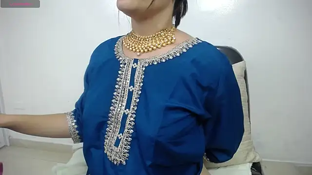 shantala krisha online show from April 15, 2026, 7:58 pm