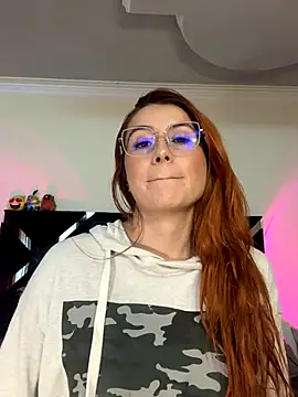 antonhella1 online show from September 30, 2025, 6:13 pm