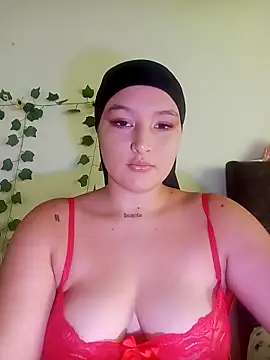 Snapshot of Celeste_camila18 chatting on October 8, 2025, 5:21 pm Celeste camila18 online show from October 8, 2025, 5:21 pm