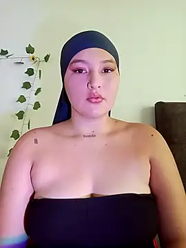 Snapshot of Celeste_camila18 chatting on October 11, 2025, 4:38 pm Celeste camila18 online show from October 11, 2025, 4:38 pm