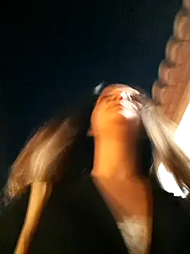 Snapshot of RaonXO chatting on December 28, 2024, 5:35 pm RaonXO online show from December 28, 2024, 5:35 pm