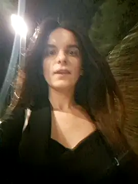 Snapshot of RaonXO chatting on January 27, 2025, 6:20 pm RaonXO online show from January 27, 2025, 6:20 pm