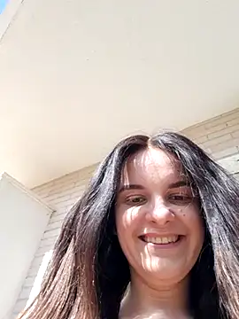 Snapshot of RaonXO chatting on March 19, 2025, 9:28 am RaonXO online show from March 19, 2025, 9:28 am