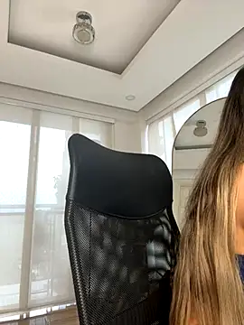 Snapshot of nicollefiorett chatting on October 8, 2025, 9:12 pm nicollefiorett online show from October 8, 2025, 9:12 pm