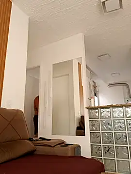 Snapshot of Guihenrick chatting on March 4, 2026, 7:42 pm Guihenrick online show from March 4, 2026, 7:42 pm