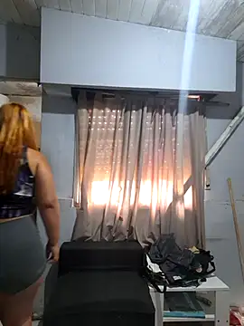 Naturalmenteyoo online show from April 1, 2026, 1:52 pm