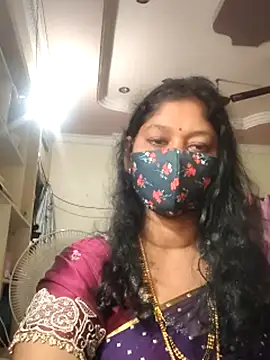 Snapshot of Bangarupapa chatting on November 6, 2025, 5:36 pm Bangarupapa online show from November 6, 2025, 5:36 pm