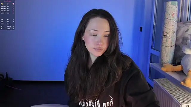 MonicaRocket online show from December 18, 2025, 9:04 am