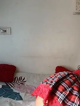 sandy naughty online show from November 6, 2025, 8:15 am