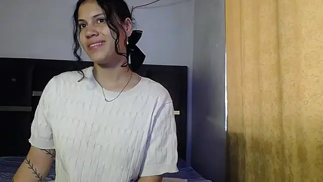 realshy-Stepsis online show from April 24, 2026, 1:24 pm