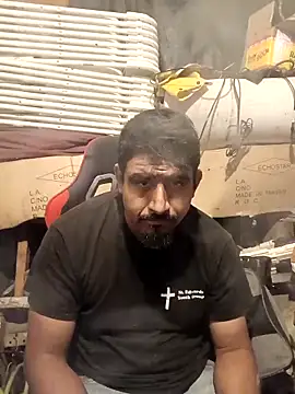 Snapshot of beliqi chatting on November 7, 2025, 12:27 pm beliqi online show from November 7, 2025, 12:27 pm