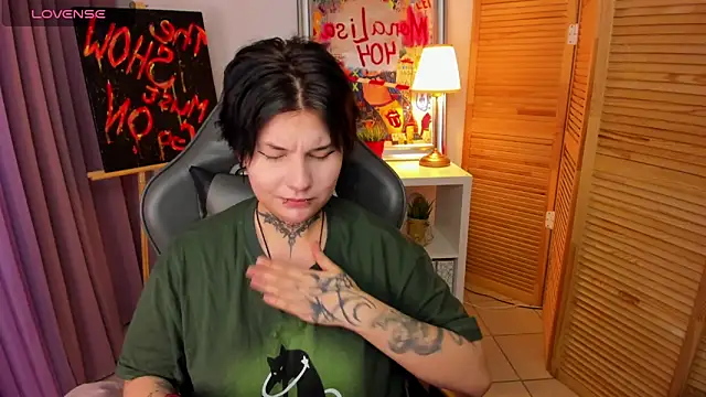 mekurisu online show from January 17, 2025, 1:25 am