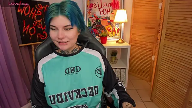 mekurisu online show from February 8, 2025, 10:18 am