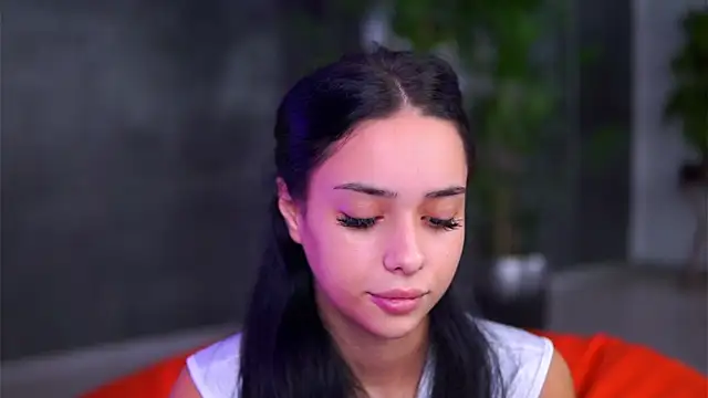 CherrySelena online show from September 30, 2025, 7:30 pm