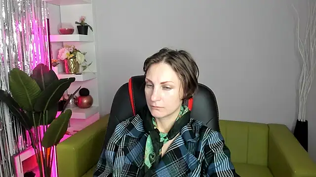 Snapshot of AuroraScript chatting on January 30, 2025, 4:06 am AuroraScript online show from January 30, 2025, 4:06 am