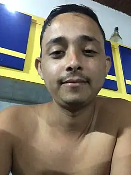 Snapshot of isacalejandroo chatting on December 22, 2024, 11:09 pm isacalejandroo online show from December 22, 2024, 11:09 pm
