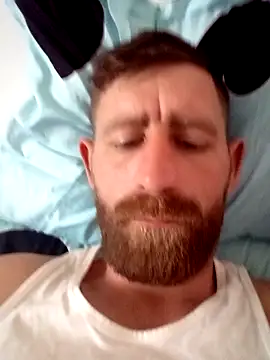 benalexa1992 online show from April 14, 2026, 11:16 am