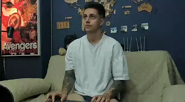 Snapshot of JeanBroc chatting on December 1, 2024, 8:31 pm JeanBroc online show from December 1, 2024, 8:31 pm