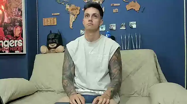 Snapshot of JeanBroc chatting on December 15, 2024, 11:31 pm JeanBroc online show from December 15, 2024, 11:31 pm