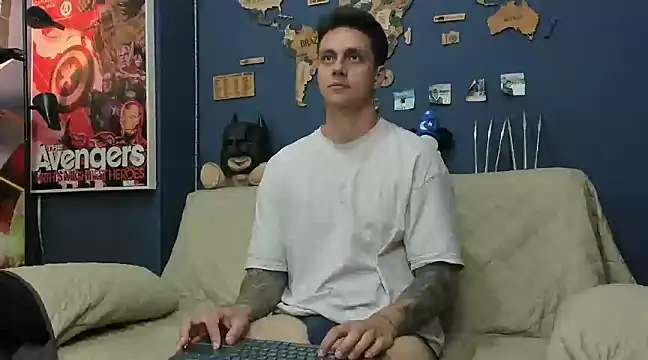 Snapshot of JeanBroc chatting on January 2, 2025, 11:27 pm JeanBroc online show from January 2, 2025, 11:27 pm