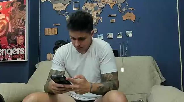 Snapshot of JeanBroc chatting on January 17, 2025, 8:22 pm JeanBroc online show from January 17, 2025, 8:22 pm