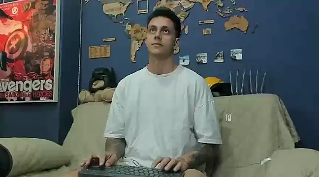 Snapshot of JeanBroc chatting on February 4, 2025, 8:06 pm JeanBroc online show from February 4, 2025, 8:06 pm