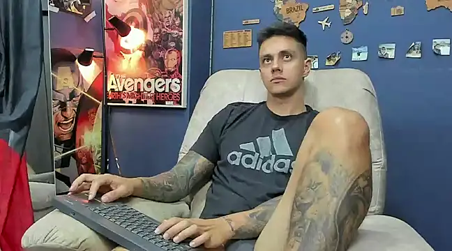 Snapshot of JeanBroc chatting on March 15, 2025, 11:06 pm JeanBroc online show from March 15, 2025, 11:06 pm