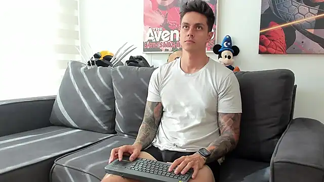 Snapshot of JeanBroc chatting on November 2, 2025, 8:00 pm JeanBroc online show from November 2, 2025, 8:00 pm