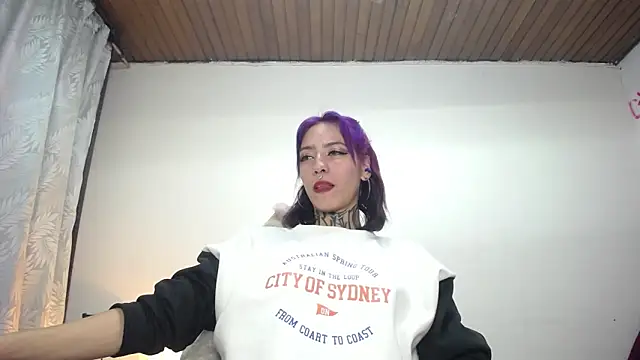 Snapshot of Scarllett_BDSM chatting on April 11, 2026, 7:45 am Scarllett BDSM online show from April 11, 2026, 7:45 am