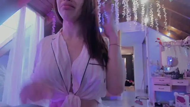 Spoiiiled online show from March 11, 2025, 11:23 am