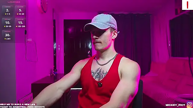 Snapshot of mickeypict chatting on October 7, 2025, 10:40 pm mickeypict online show from October 7, 2025, 10:40 pm