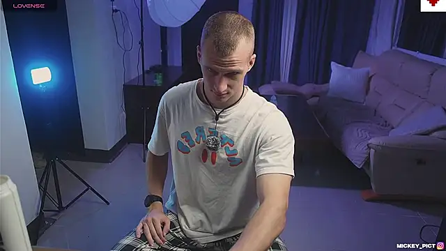 mickeypict online show from January 11, 2026, 12:26 am