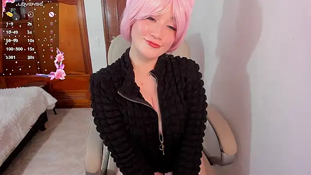 Maavca  online show from September 30, 2025, 9:09 pm